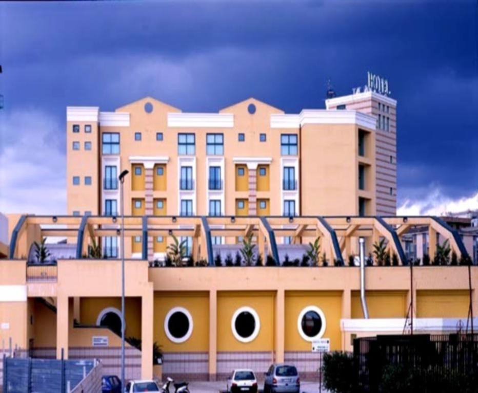 Hotel Apan เรจโจ ดี คาลาเบีย ภายนอก รูปภาพ